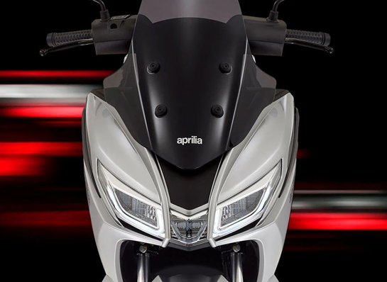 Aprilia SXR 50 Tab 900X675 Fari 1