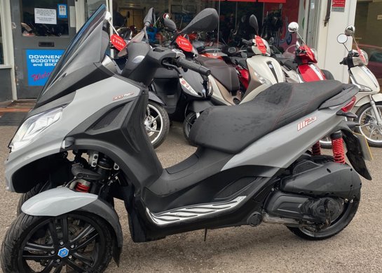 Piaggio MP3 300 HPE